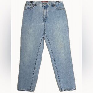 Women’s Vintage Levi’s 550 Classic Relaxed Fit Tapered Leg Light Denim Wash 12